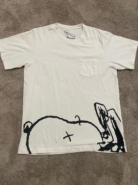KAWS x Peanuts UNIQLO 'Snoopy Head' Cropped Pocket Art T-Shirt - White/Black